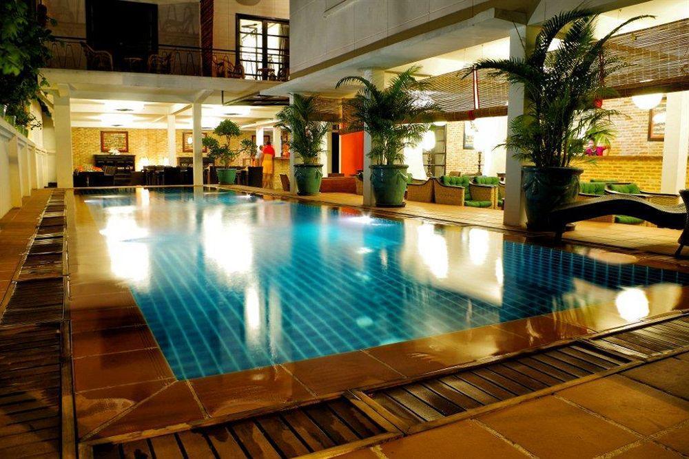 Villa Silk Road Hotel Phnom Penh Exterior photo