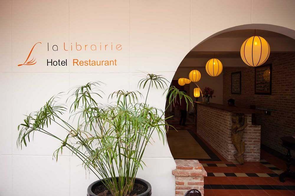 Villa Silk Road Hotel Phnom Penh Exterior photo