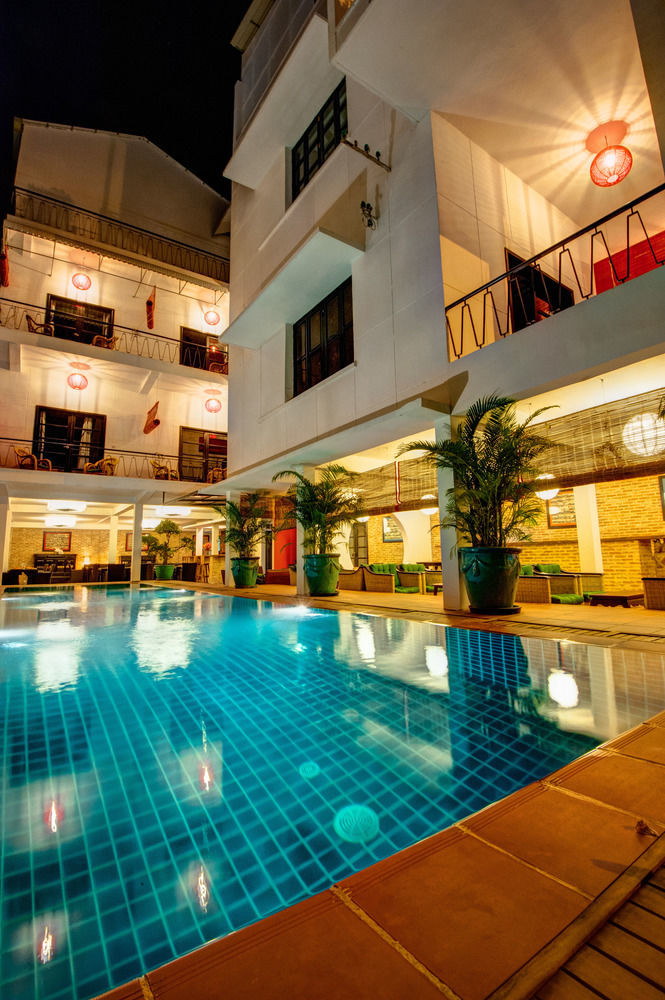 Villa Silk Road Hotel Phnom Penh Exterior photo