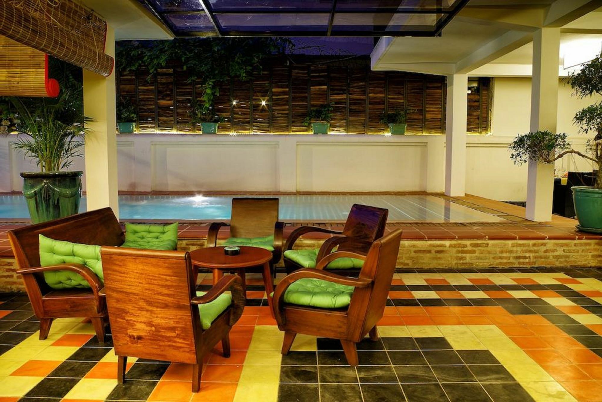 Villa Silk Road Hotel Phnom Penh Exterior photo